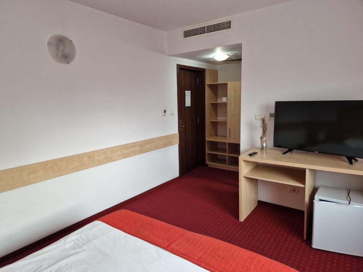 Pensiunea Carpe Diem Râmnicu Vâlcea 外观 照片
