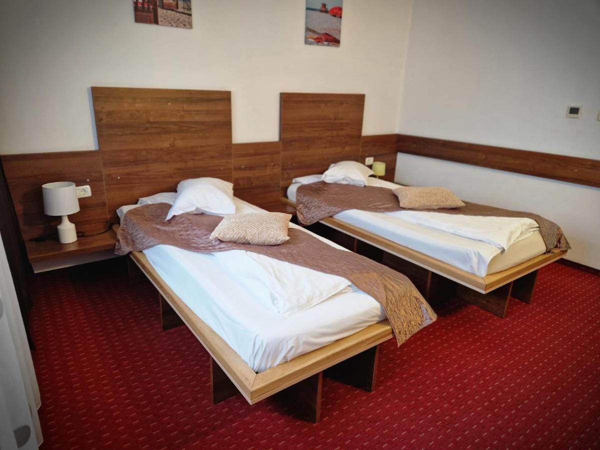 Pensiunea Carpe Diem Râmnicu Vâlcea 外观 照片