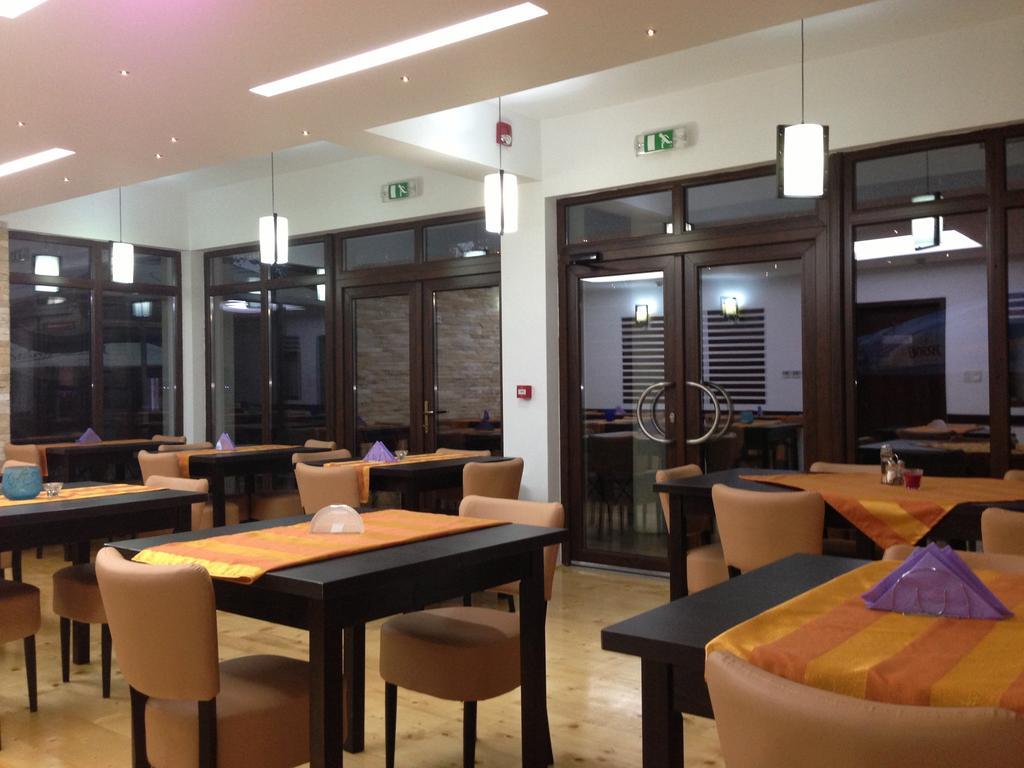 Pensiunea Carpe Diem Râmnicu Vâlcea 外观 照片