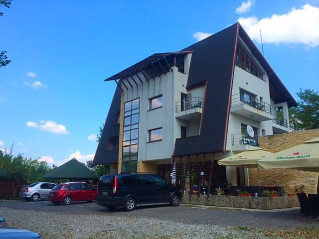 Pensiunea Carpe Diem Râmnicu Vâlcea 外观 照片
