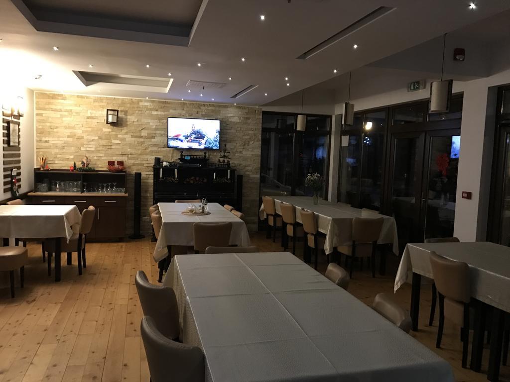 Pensiunea Carpe Diem Râmnicu Vâlcea 外观 照片