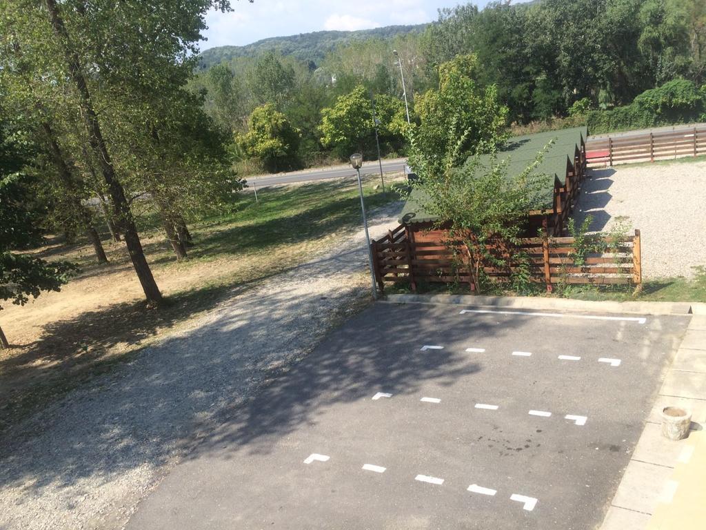 Pensiunea Carpe Diem Râmnicu Vâlcea 外观 照片